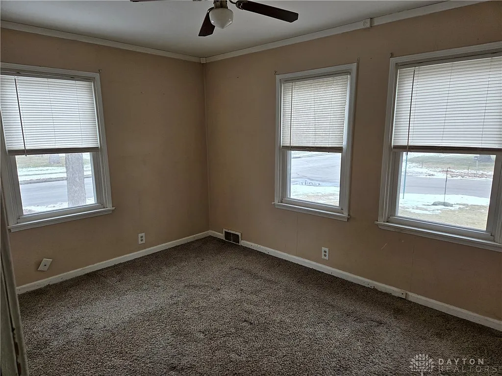 701 Woodlawn Ave, Englewood, OH 45322 