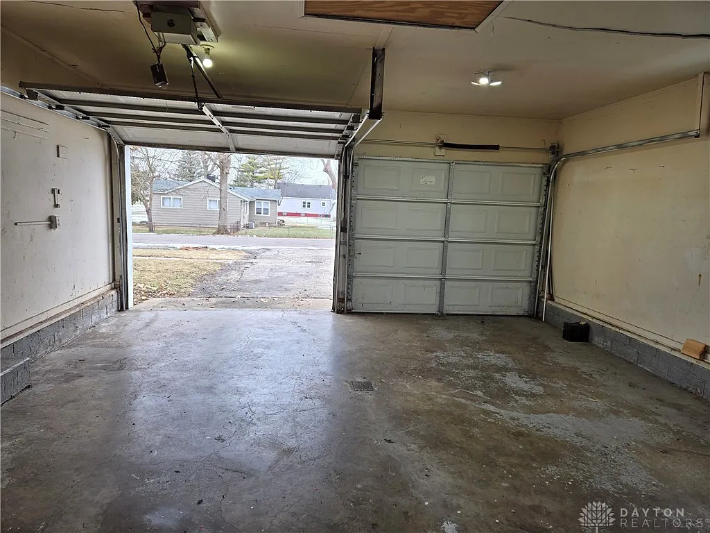 701 Woodlawn Ave, Englewood, OH 45322 
