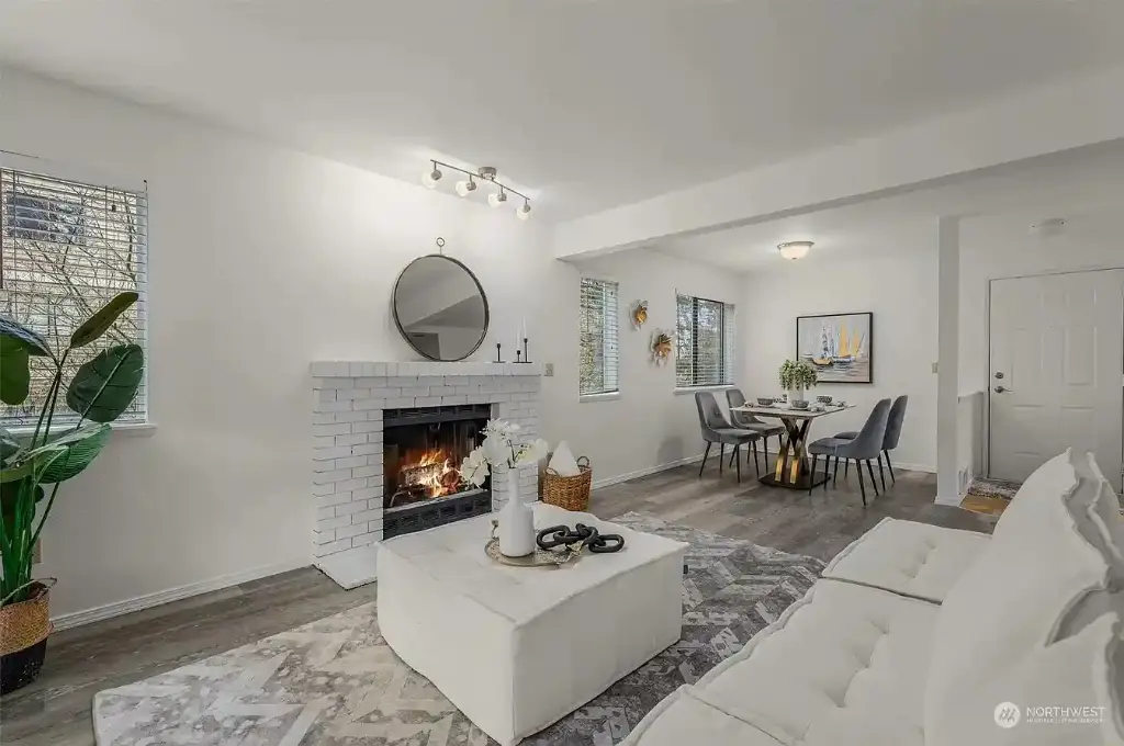 412 10th Street UNIT B202, Kirkland, WA 98033 