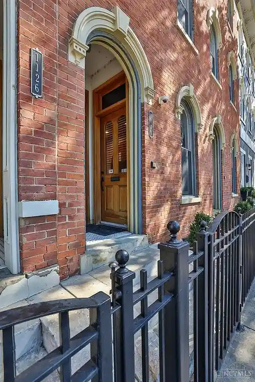 1124 Race St #101B, Cincinnati, OH 45202 
