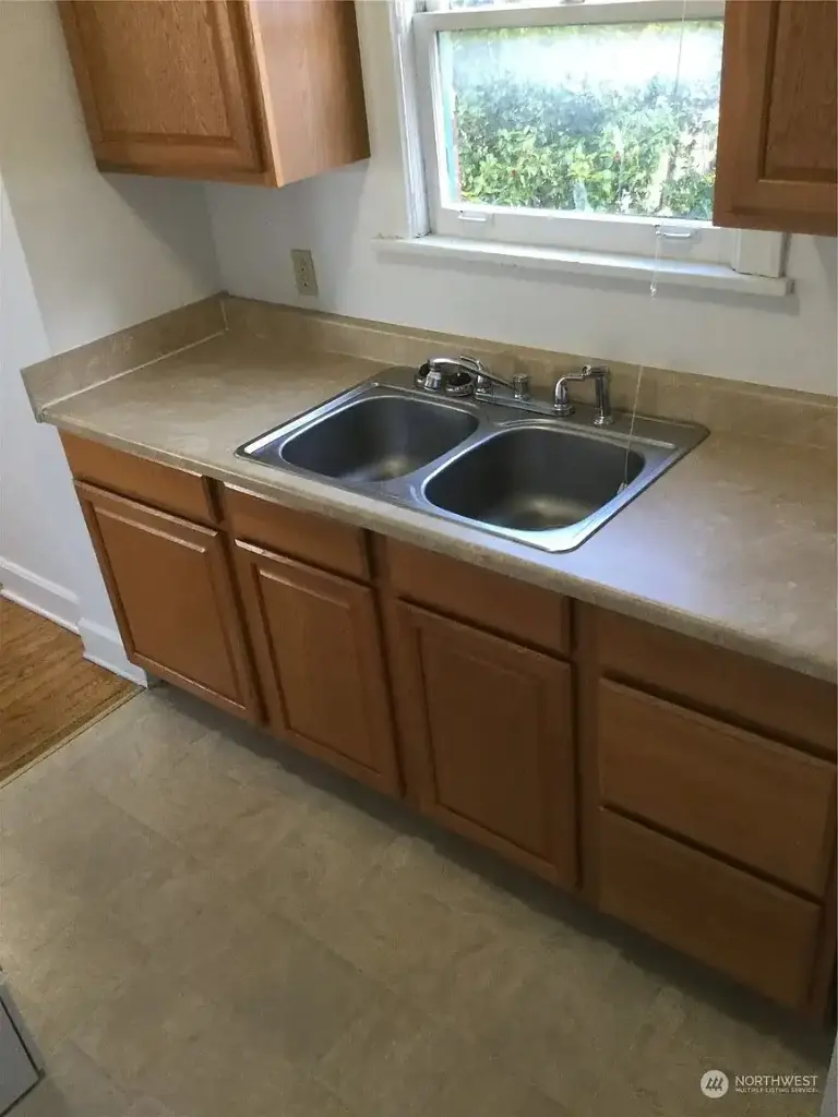 256 Burwell Street, Bremerton, WA 98337 