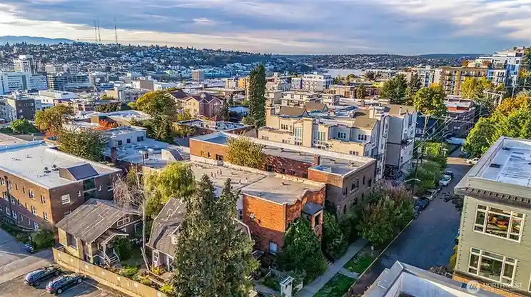 219 Belmont Avenue E, Seattle, WA 98102 