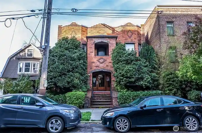 219 Belmont Avenue E, Seattle, WA 98102 