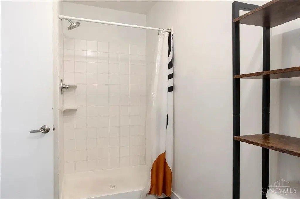 1207 Vine St UNIT I, Cincinnati, OH 45202 