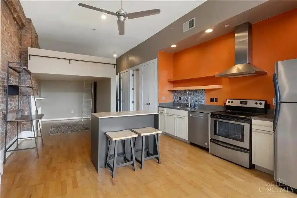 1207 Vine St UNIT I, Cincinnati, OH 45202 