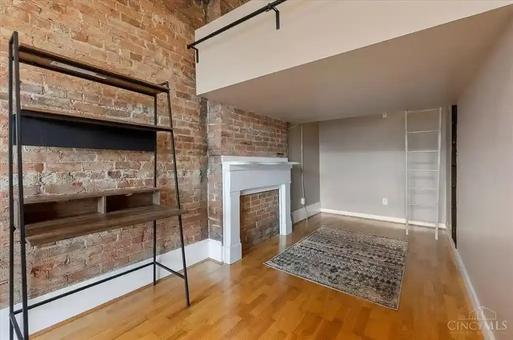 1207 Vine St UNIT I, Cincinnati, OH 45202 