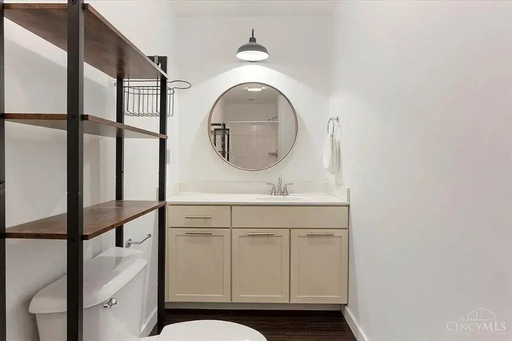 1207 Vine St UNIT I, Cincinnati, OH 45202 