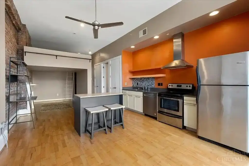 1207 Vine St UNIT I, Cincinnati, OH 45202 