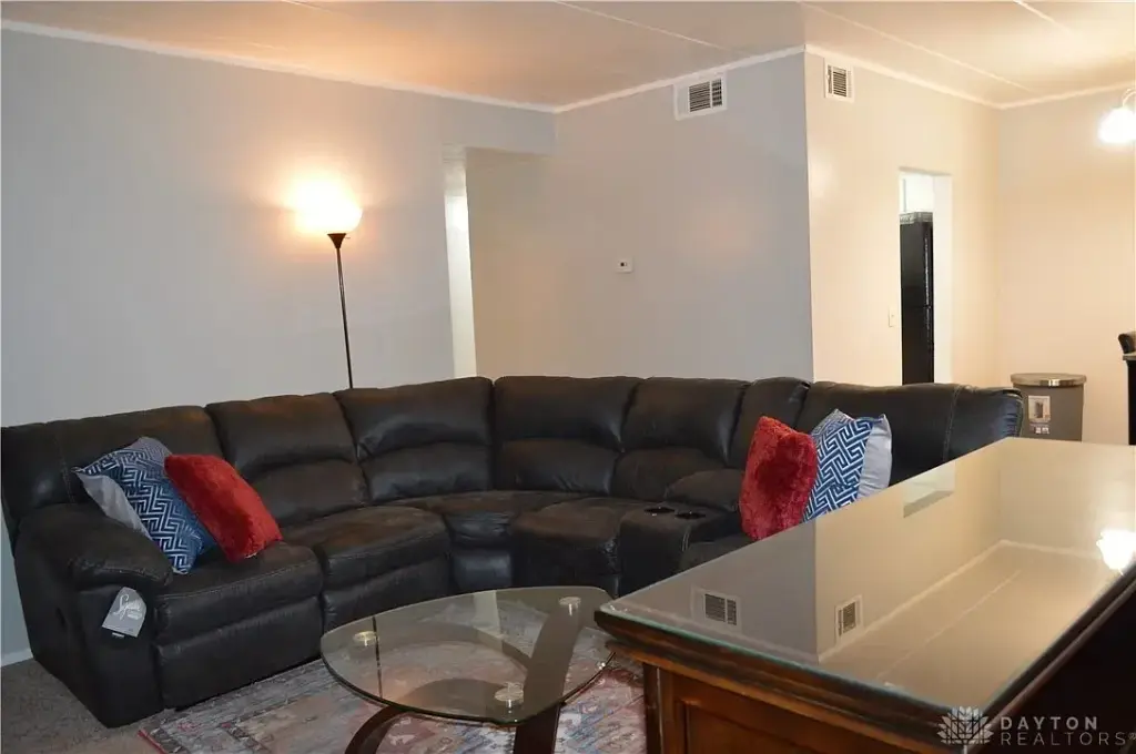 1103 Arrowhead Xing APT A, Dayton, OH 45449 