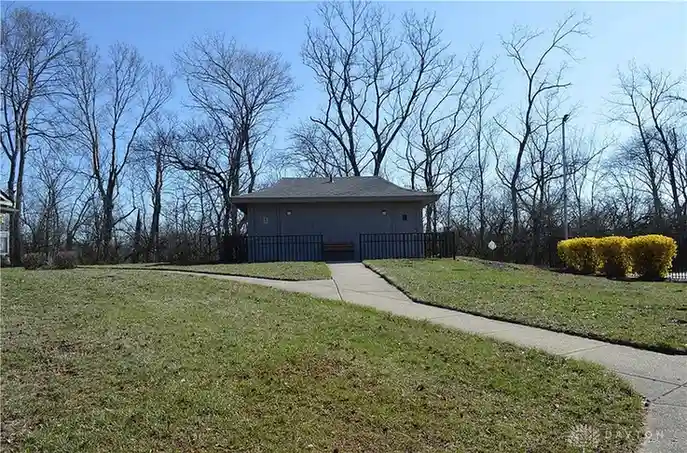 1103 Arrowhead Xing APT A, Dayton, OH 45449 
