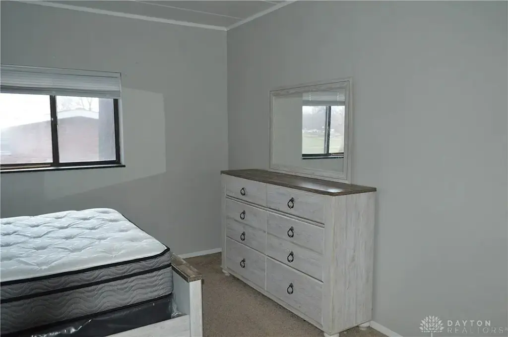 1103 Arrowhead Xing APT A, Dayton, OH 45449 