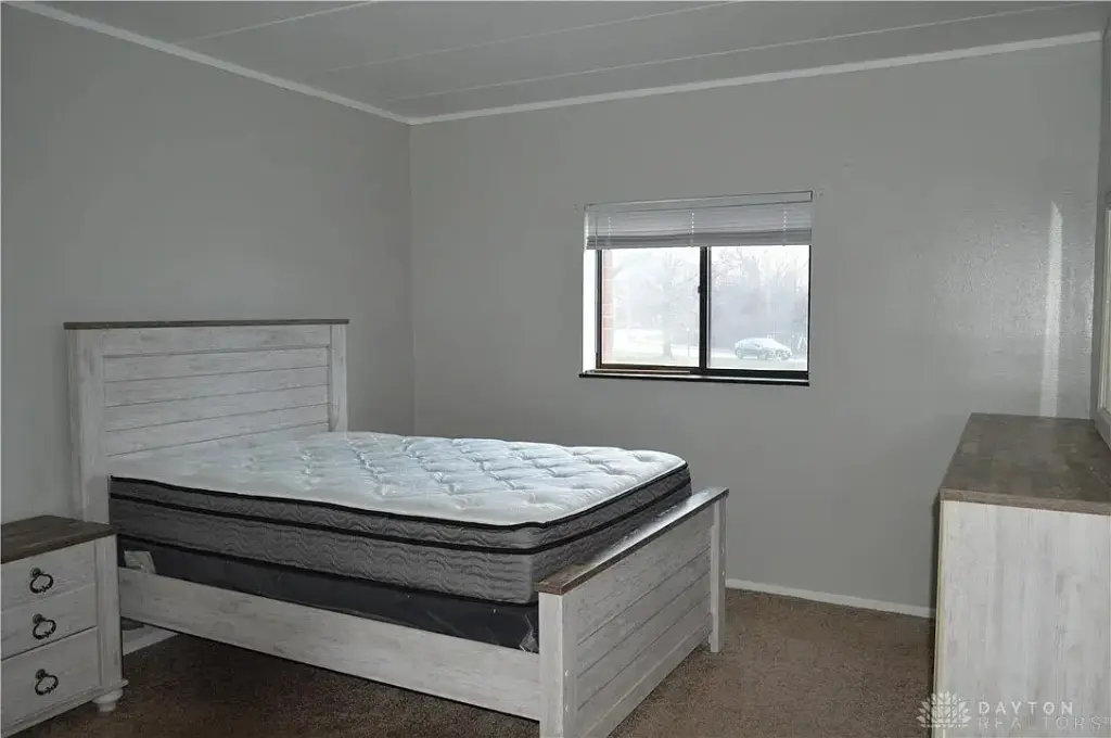 1103 Arrowhead Xing APT A, Dayton, OH 45449 