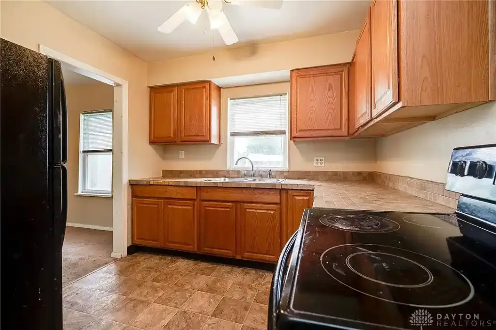 1532 Canfield Ave, Dayton, OH 45406