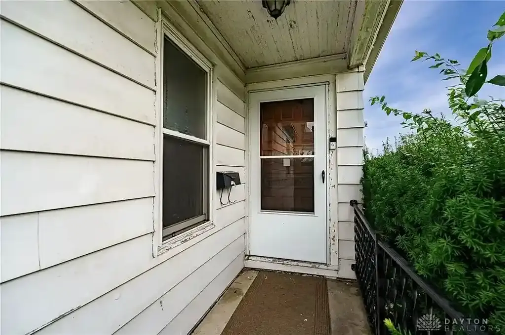 1532 Canfield Ave, Dayton, OH 45406