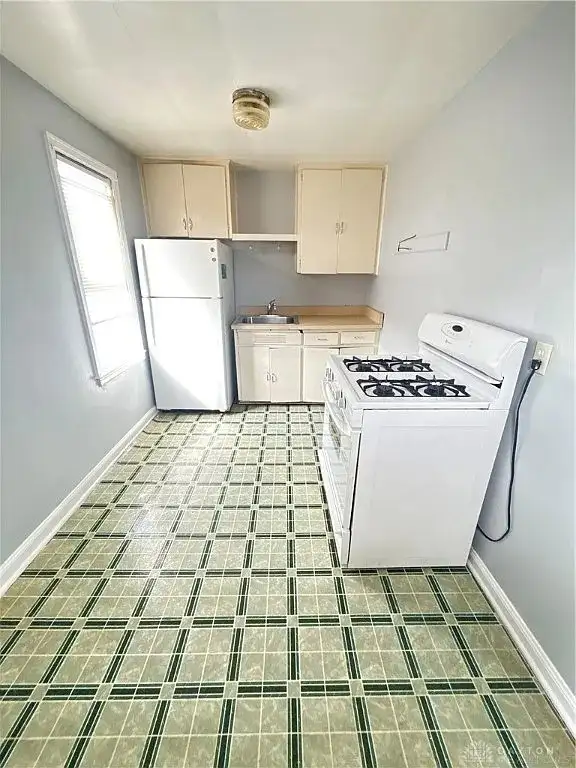 333 E Bruce Ave, Dayton, OH 45405 