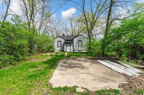 308 Smith St, Dayton, OH 45417 