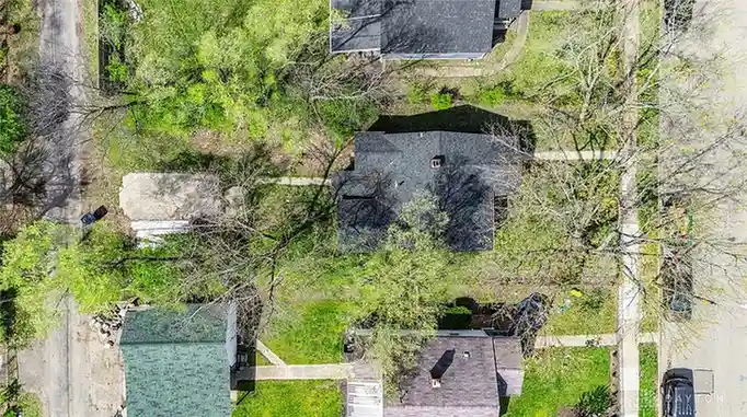 308 Smith St, Dayton, OH 45417 