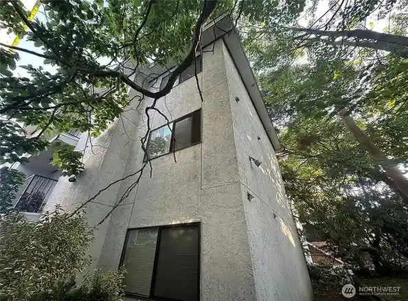 2232 NW 58th Street, Seattle, WA 98107 