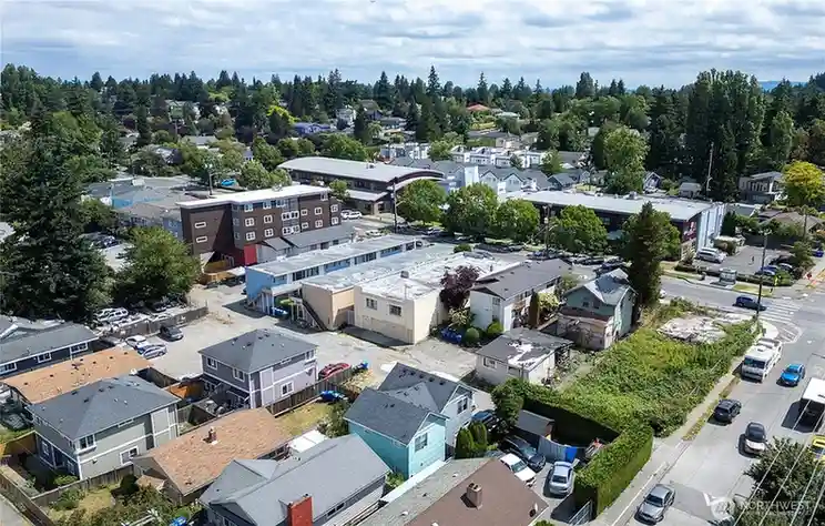 9037 -9041 16th Avenue SW, Seattle, WA 98106 