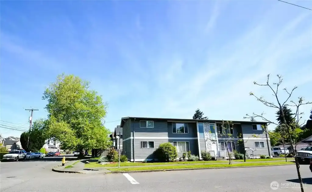 1414 SW Cambridge Street #1-4, Seattle, WA 98106