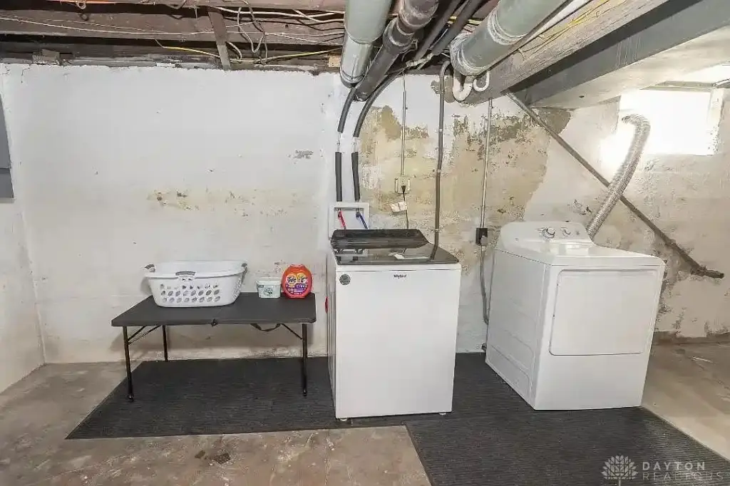 736 Wellmeier Ave, Dayton, OH 45410 