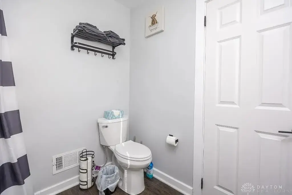 736 Wellmeier Ave, Dayton, OH 45410 