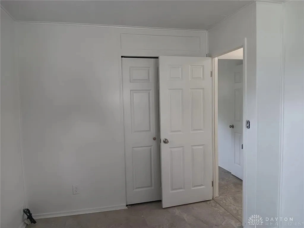 4890 Gardendale Ave, Dayton, OH 45417 