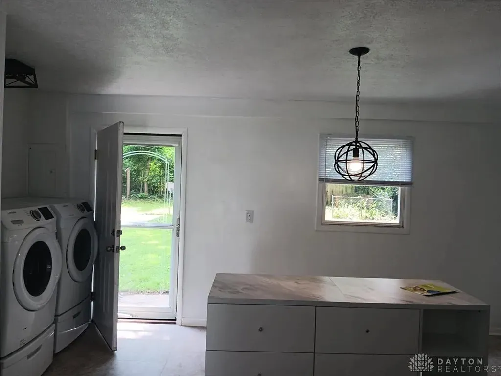4890 Gardendale Ave, Dayton, OH 45417 