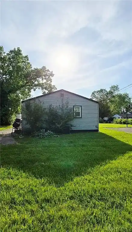 720 Mia Ave, Dayton, OH 45417 