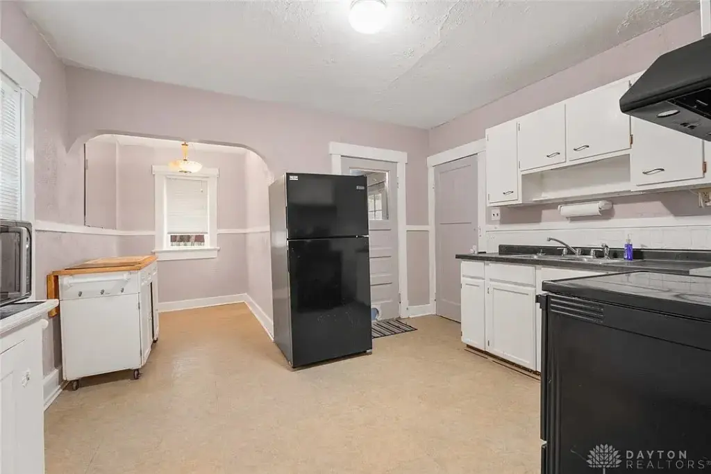 3704 Wayne Ave, Dayton, OH 45420 