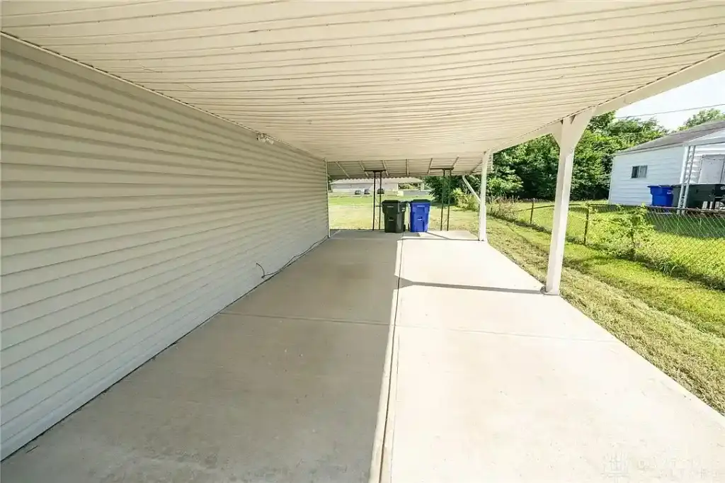 4807 Vanguard Ave, Dayton, OH 45417 