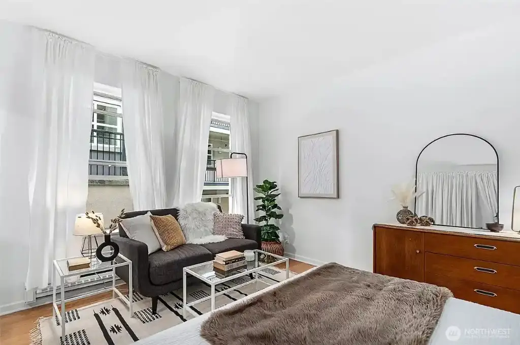 7 Harrison Street #26, Seattle, WA 98109