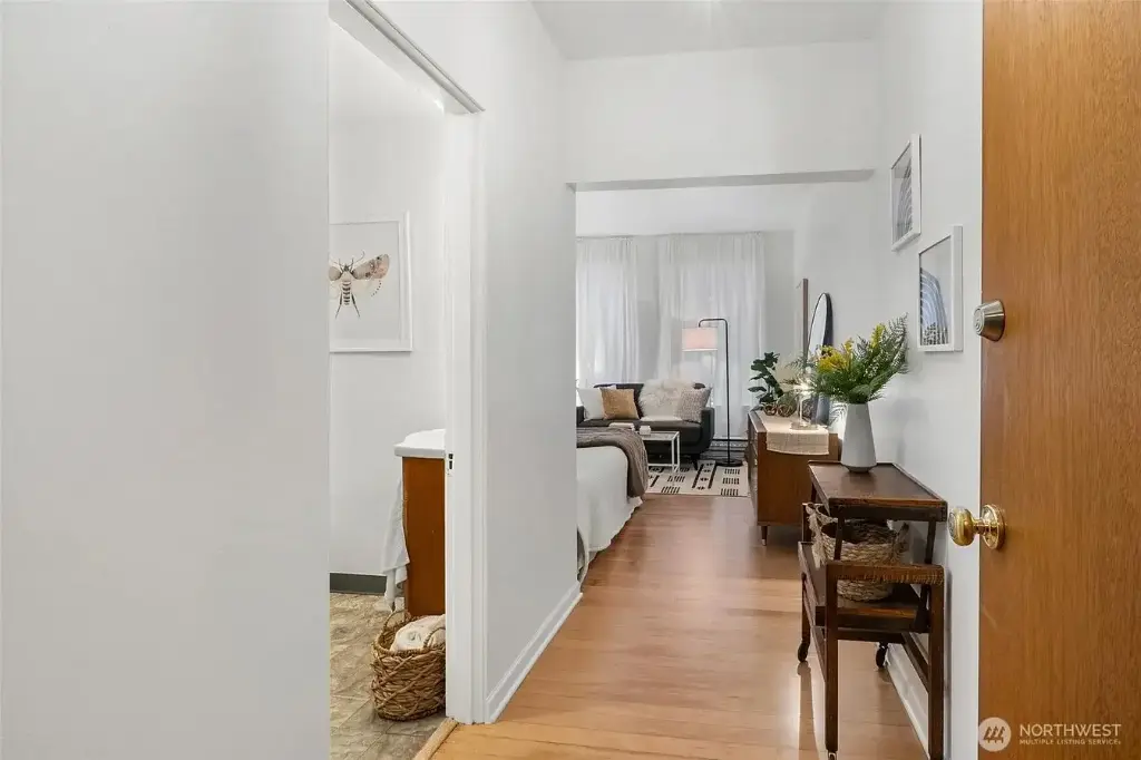 7 Harrison Street #26, Seattle, WA 98109