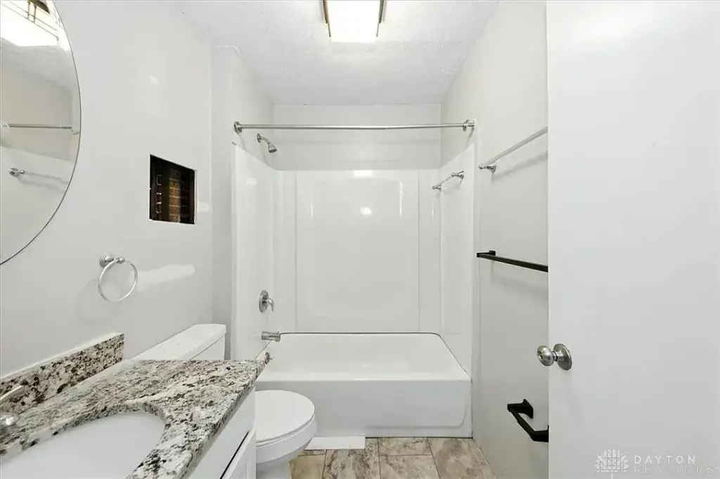 720 Springfield St, Dayton, OH 45403 