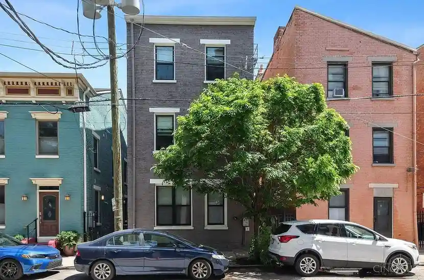 1406 Republic St APT 102, Cincinnati, OH 45202 