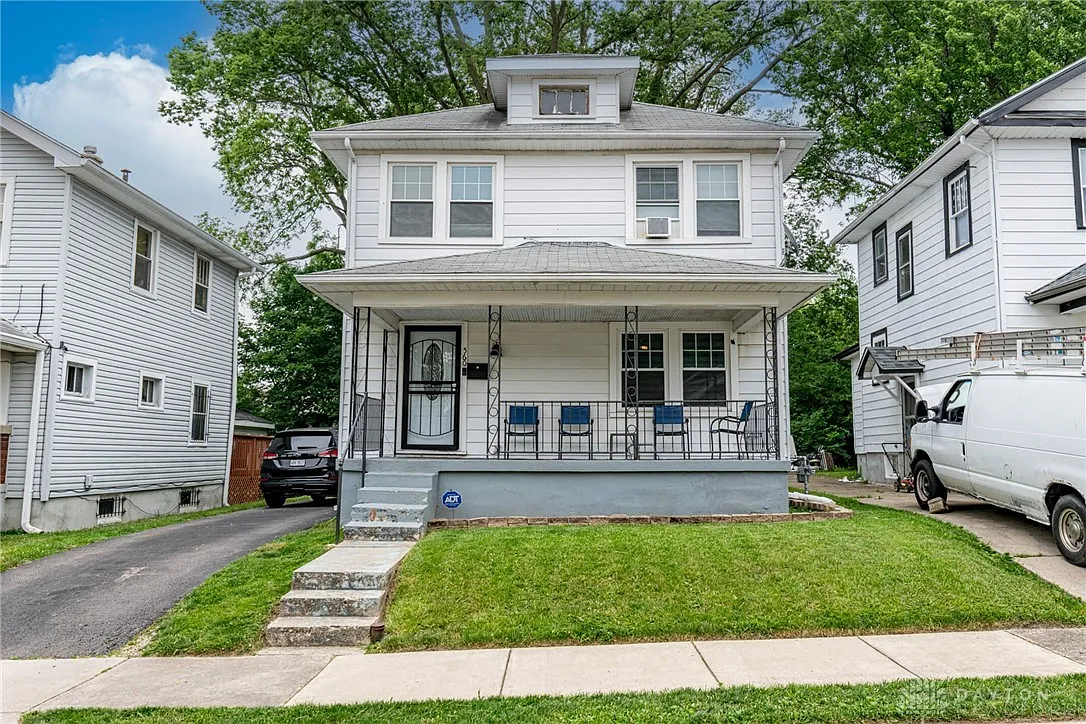 560 Evergreen Ave, Dayton, OH 45402 