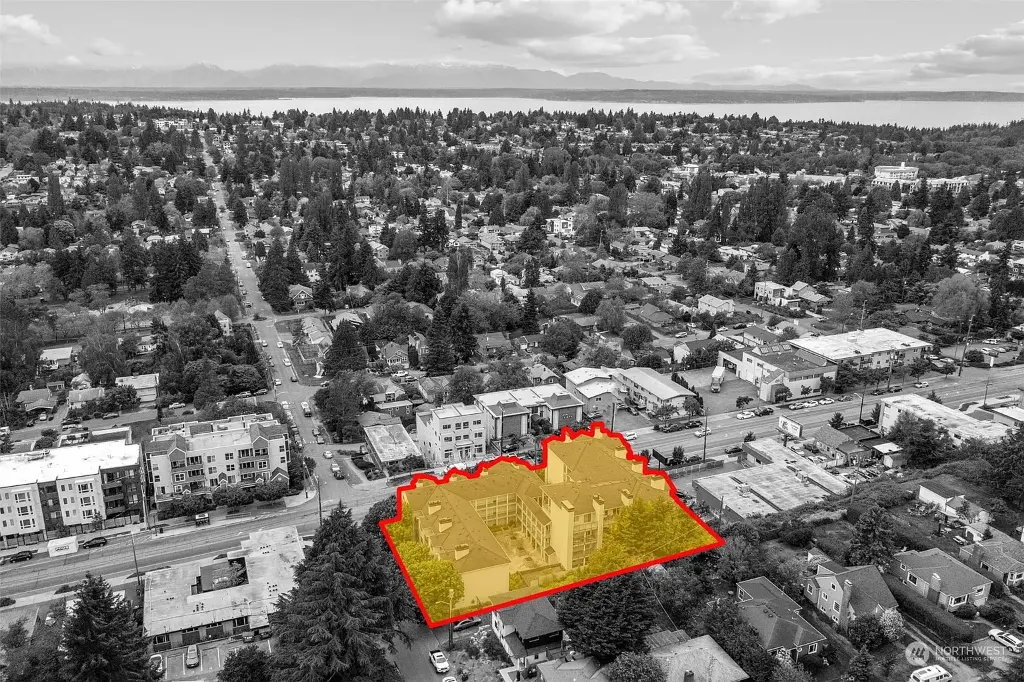 9200 Greenwood Avenue N UNIT 306, Seattle, WA 98103 