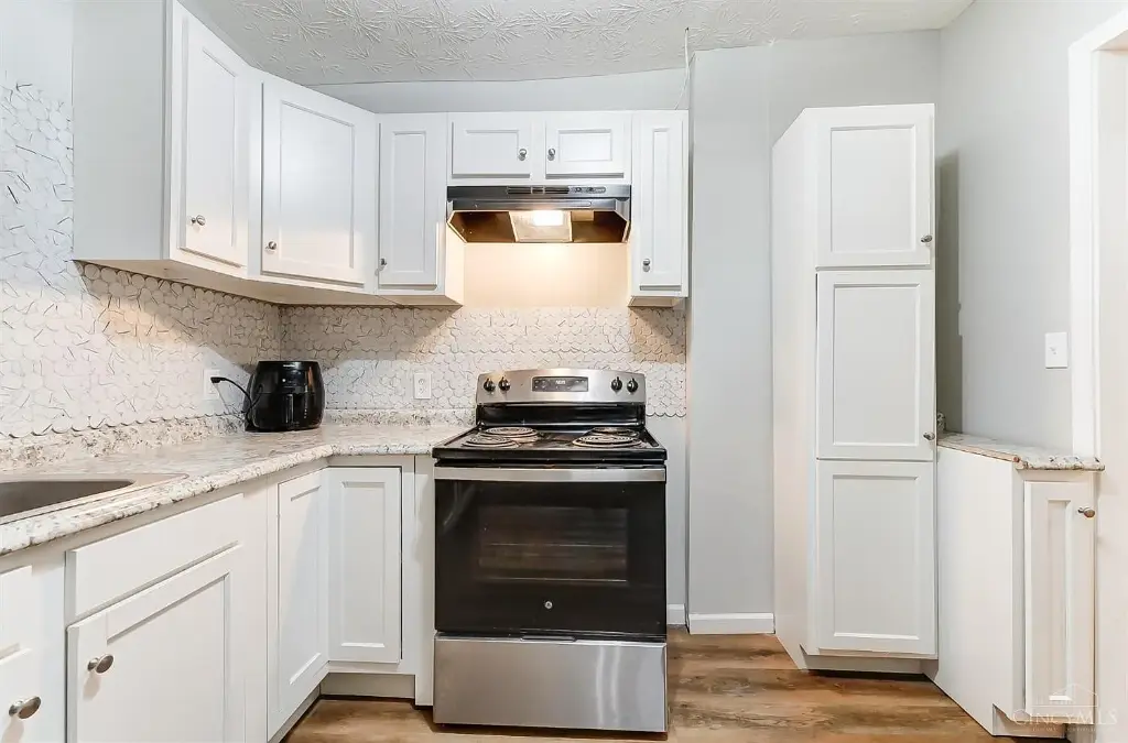 1824 W Grand Ave, Dayton, OH 45402 