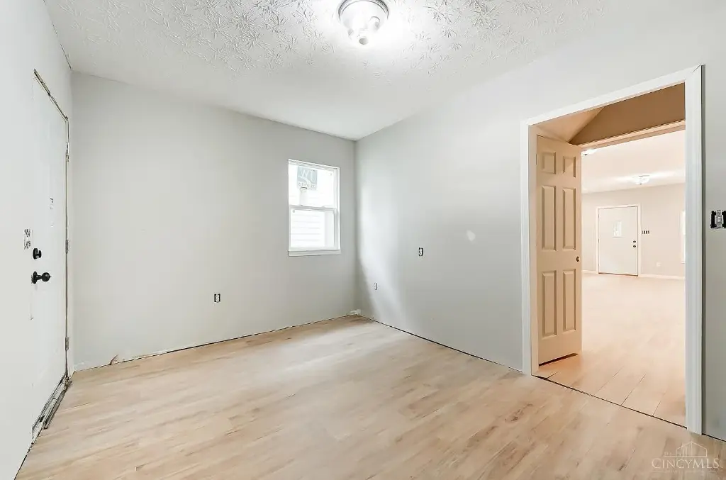 1824 W Grand Ave, Dayton, OH 45402 
