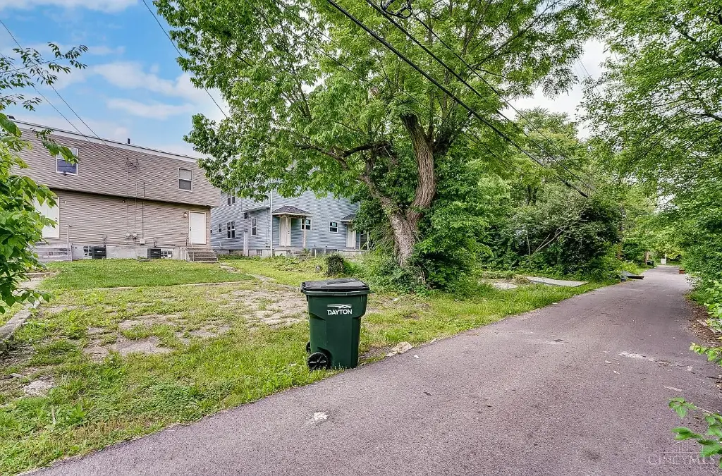 1824 W Grand Ave, Dayton, OH 45402 