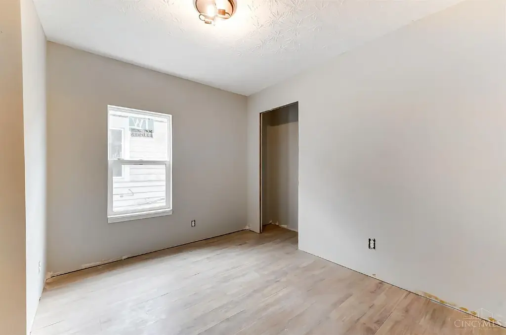 1824 W Grand Ave, Dayton, OH 45402 