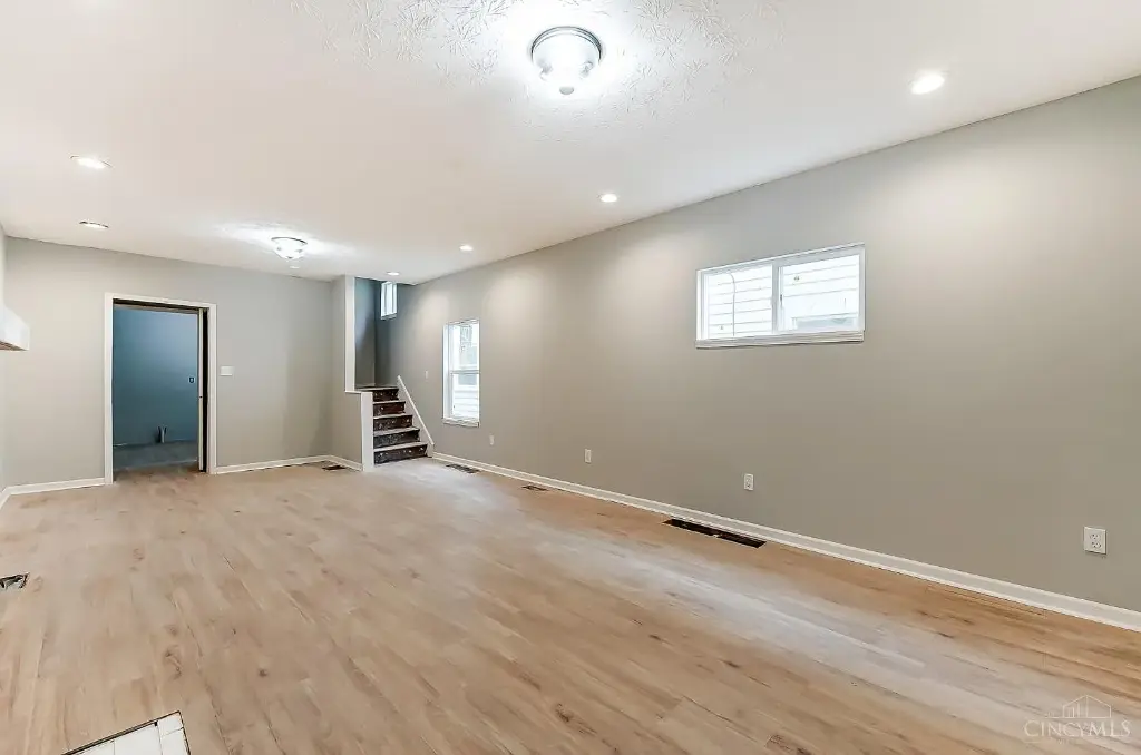 1824 W Grand Ave, Dayton, OH 45402 