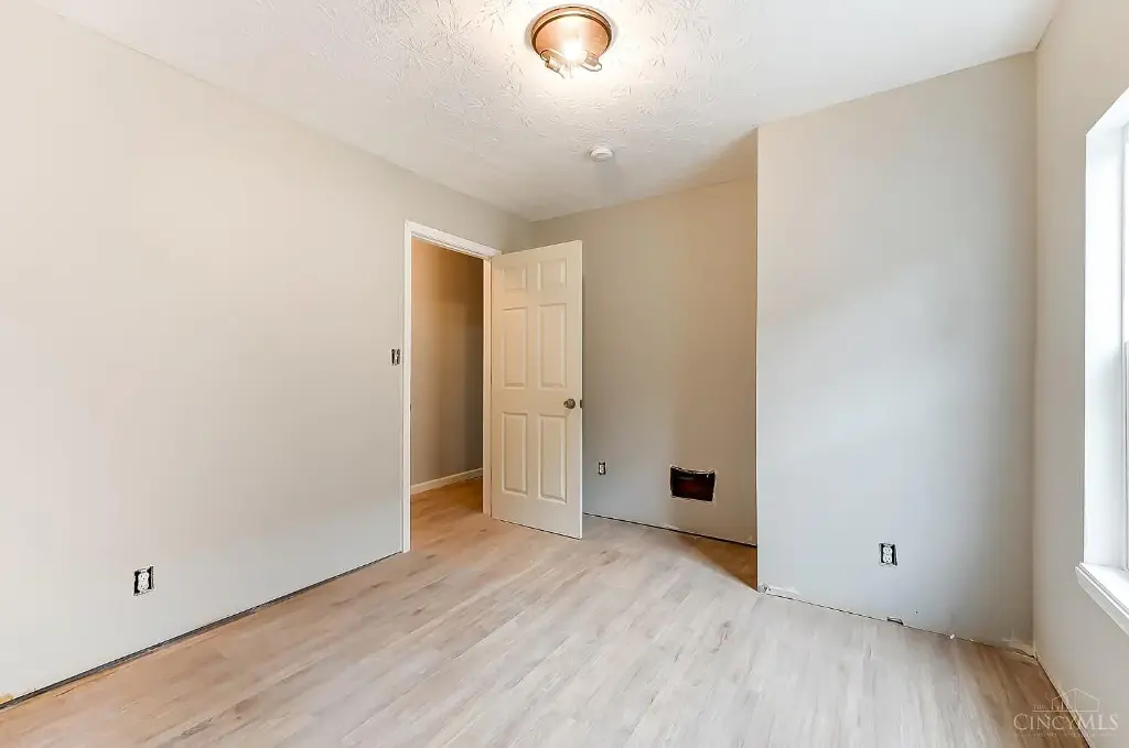 1824 W Grand Ave, Dayton, OH 45402 