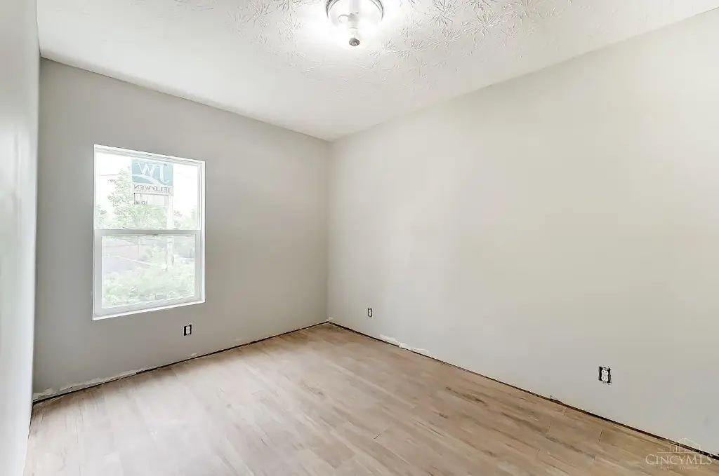 1824 W Grand Ave, Dayton, OH 45402 