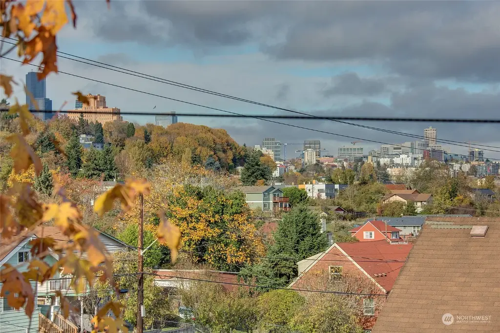 2107 S College Street, Seattle, WA 98144 