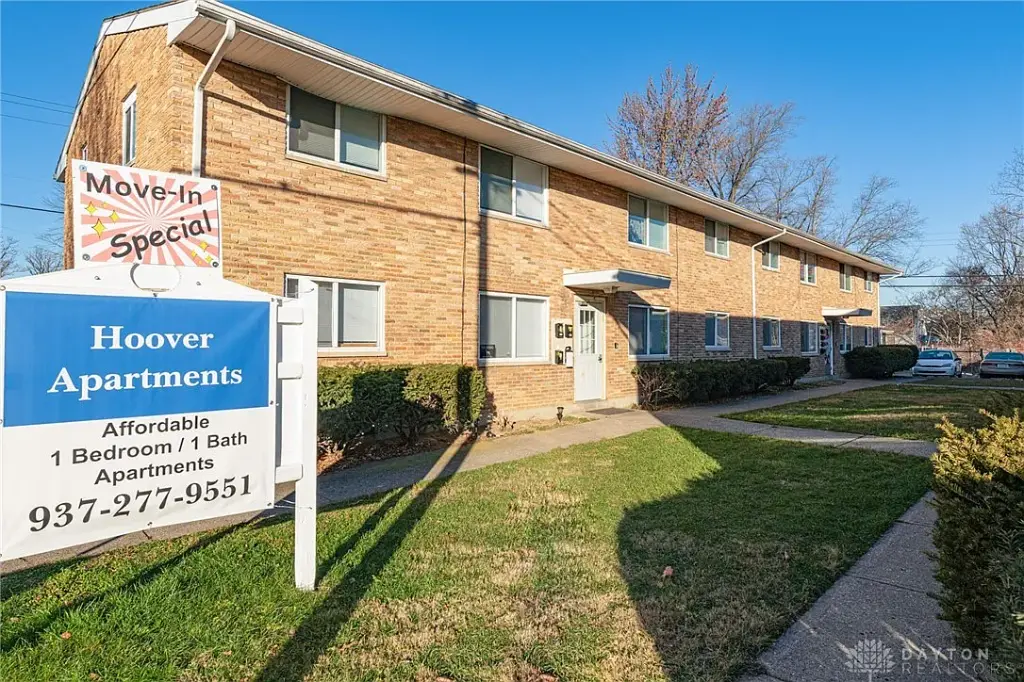 2921 Hoover Ave, Dayton, OH 45402 