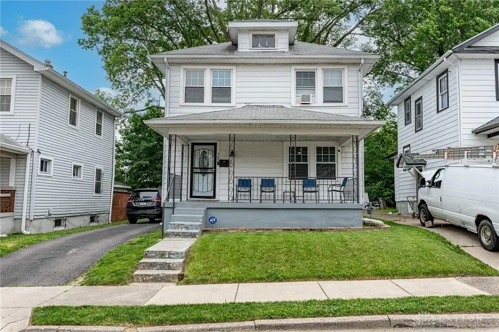 560 Evergreen Ave, Dayton, OH 45402 
