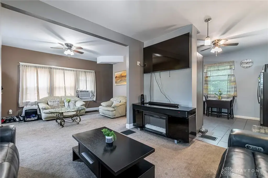 560 Evergreen Ave, Dayton, OH 45402 