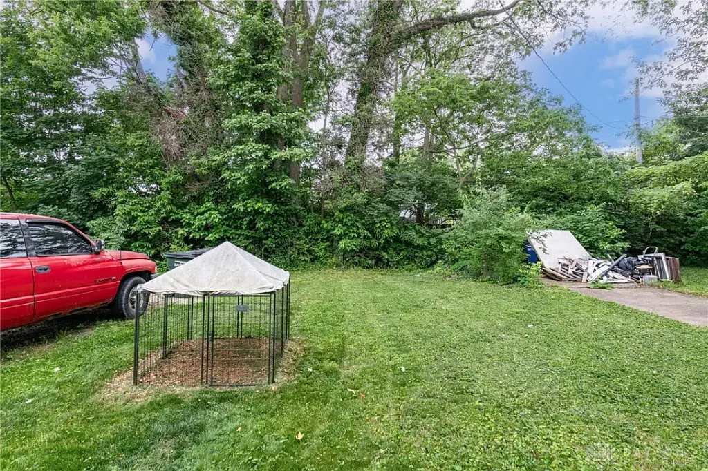 560 Evergreen Ave, Dayton, OH 45402 
