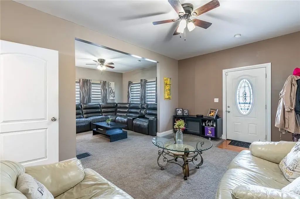 560 Evergreen Ave, Dayton, OH 45402 